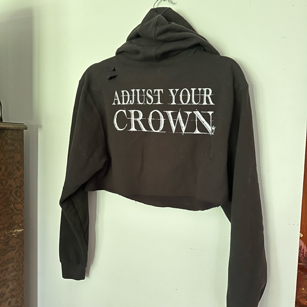 Cropped Hoodie - Picture 5 of 6